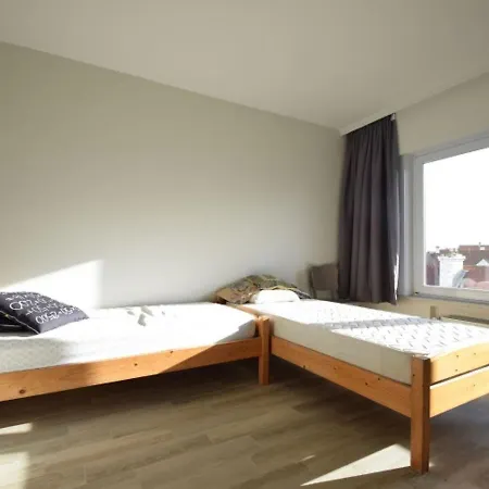 Du Parc 006 Spacious In דירה דה האן